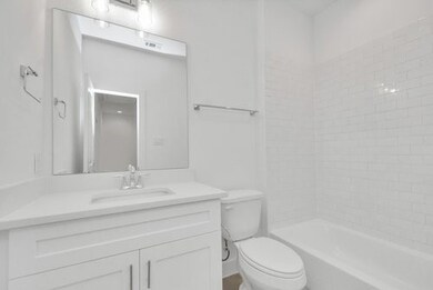 9025 Laverne Oak Ln, Houston, TX 77080 - photo 6