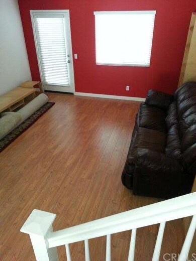 Gleaming Wood Floors in the Living Room 