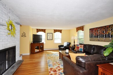 536 Hayward Mill Rd, Concord, MA 01742 - photo 4