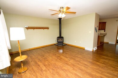 205 Stanford Rd, Hagerstown, MD 21742 - photo 4