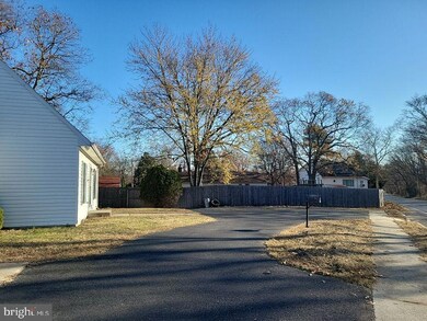 81 E Buttonwood Ave, Pine Hill, NJ 08021 - photo 5