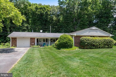 4207 Yarnell Ct, Bowie, MD 20715 - photo 2