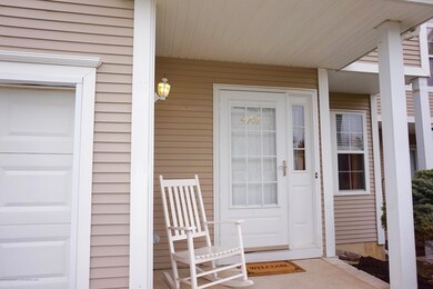 TURN-KEY TOWNHOME