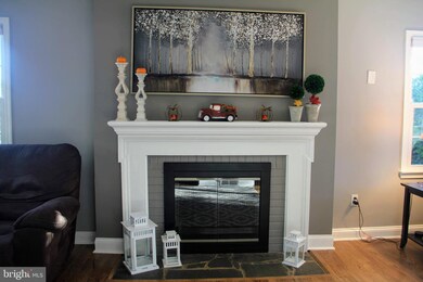 29 Harmil Rd, Broomall, PA 19008 - photo 4