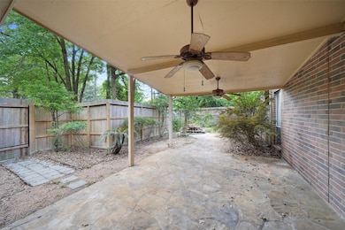 Spacious covered patio