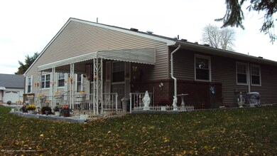 11B Birchwood Dr unit B, Whiting, NJ 08759 - photo 4