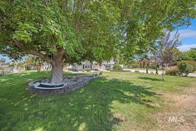 616 W Doris Ave, Paul, ID 83347 - photo 3