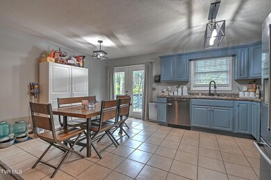 101 Sapling Grove DB-8