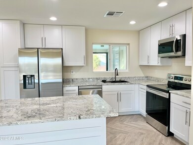 4324 W Keim Dr, Glendale, AZ 85301 - photo 2