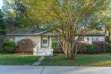 1-web-or-mls-679 Squirrel Rd Exterior-2