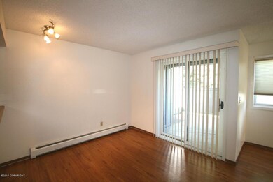 1651 eastridge5
