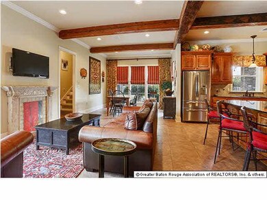 Keeping into Breakfast Area & Kitchen