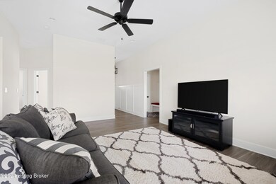 5541 Limestone Creek Dr, Charlestown, IN 47111 - photo 5