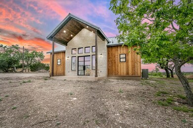 10 Bohnert Ln, Fredericksburg, TX 78624 - photo 2