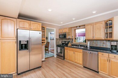 228 Walgrove Rd, Reisterstown, MD 21136 - photo 5