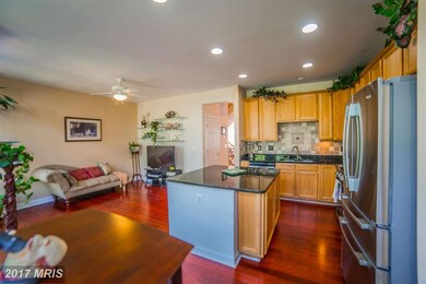 8294 Reiser Ln, Lorton, VA 22079 - photo 7