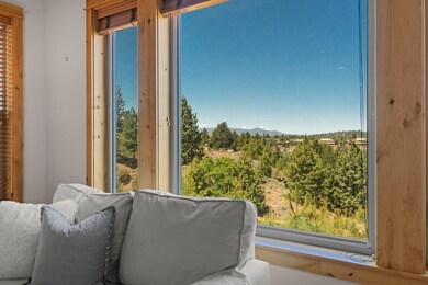 871 SW Blakely Rd, Bend, OR 97702 - photo 6