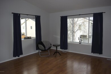 Spacious living room