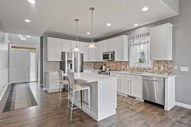 4602 Empress Way N, Hugo, MN 55038 - photo 4