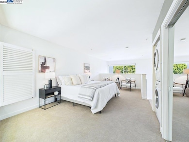 485 W Macarthur Blvd unit 201, Oakland, CA 94609 - photo 4