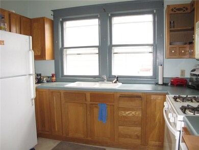 Kitchen - refrigerator stays