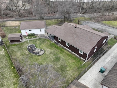 56 Leonhardt St, North Tonawanda, NY 14120 - photo 3