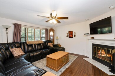 195 Falmouth Rd unit 8A, Mashpee, MA 02649 - photo 3