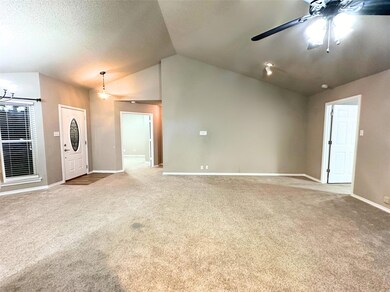 1621 Autumn Chase Square, Bedford, TX 76022 - photo 6