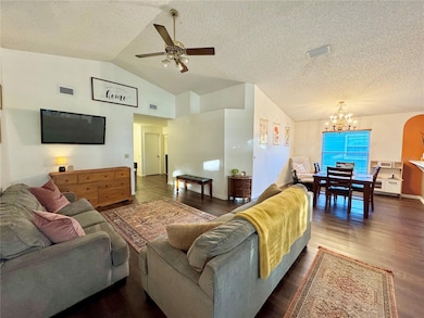 112 Saint Kitts Cir, Winter Haven, FL 33884 - photo 4