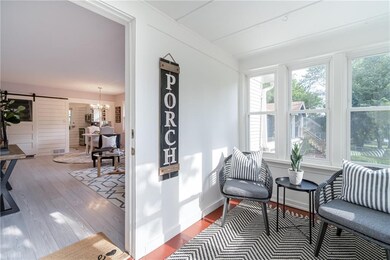 737 28th St, Des Moines, IA 50312 - photo 3