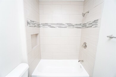 16322 Maplemont Dr, Houston, TX 77095 - photo 4