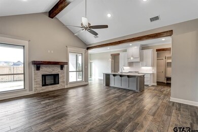 2847 2847 Guinn Farms Rd, Tyler, TX 75707 - photo 3