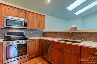 20354 Chase Rd, Bend, OR 97702 - photo 5