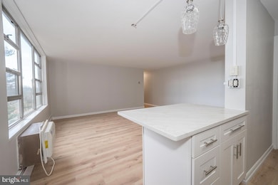 Radnor House unit 702, Bryn Mawr, PA 19010 - photo 3