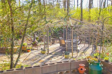 6192 Indian Creek Rd, Zionsville, PA 18092 - photo 7