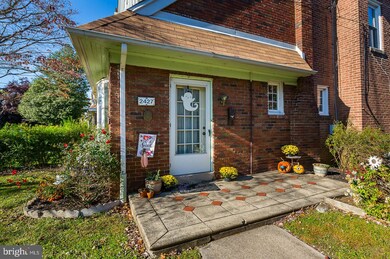 2427 Wynnefield Dr, Havertown, PA 19083 - photo 4