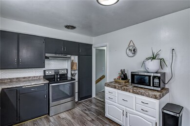 1320 Keith St, Eau Claire, WI 54701 - photo 6