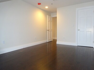 486 E 3rd St unit 15, Boston, MA 02127 - photo 5