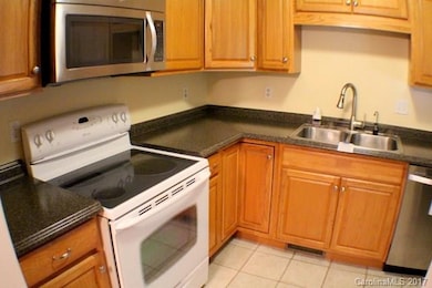 19 Ashwood Dr, Asheville, NC 28803 - photo 4