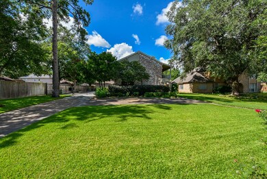 8907 Cher Ct, Houston, TX 77040 - photo 5