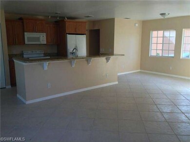 Dining room/kitchen