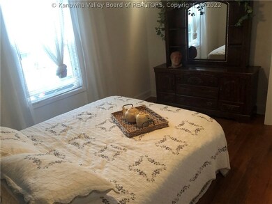 1314 Fletcher Ave, Dunbar, WV 25064 - photo 5