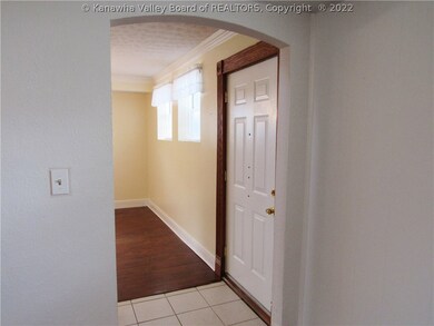 324 20th St, Dunbar, WV 25064 - photo 7