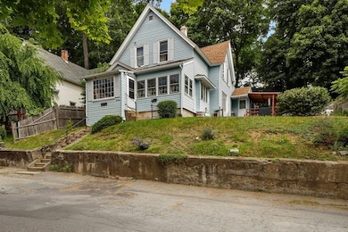 14 Minthorne St, Worcester, MA 01603 - photo 2