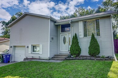 1714 Rivermont Rd, Columbus, OH 43223 - photo 2