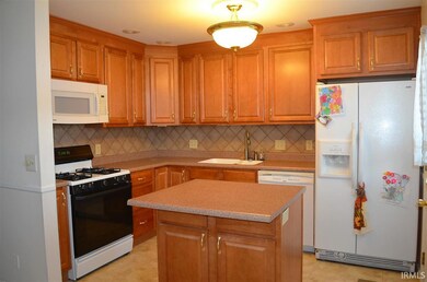 2408 Burningtree Ln, Kokomo, IN 46902 - photo 5