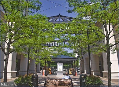 The Williamsburg unit 521, Arlington, VA 22201 - photo 7