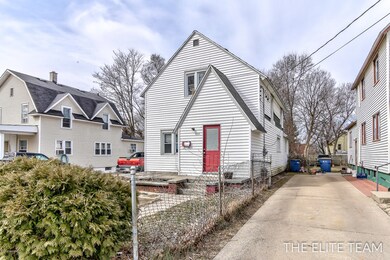 2223 Darwin Ave SW-33