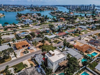 10206 4th St E, Treasure Island, FL 33706 - photo 6