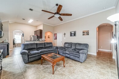 8699 Lanewood Dr, Houston, TX 77016 - photo 5